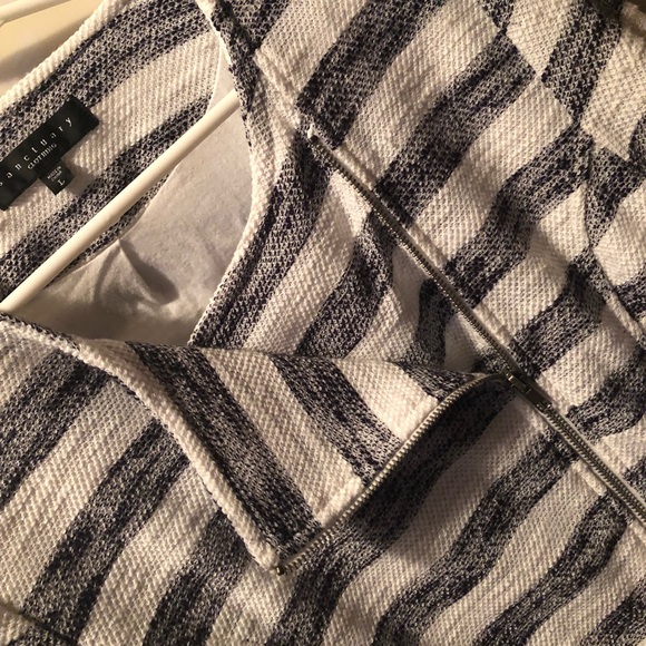 Sanctuary Brand-Trendy Moto Style Sweater/Jacket - Picture 3 of 4